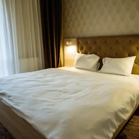 Kasimir & Hotel 3*