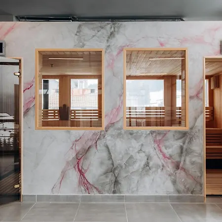 Kasimir & Hotel Bukovel