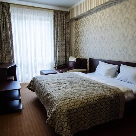 Kasimir & ホテル 3*